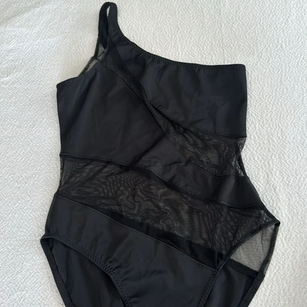 Normal Kamali Snake Mesh One shoulder Swimsuit, size Large, $265